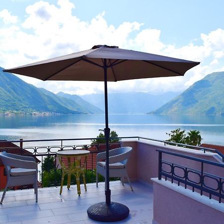 Apartmani Bobo Kotor Exterior photo
