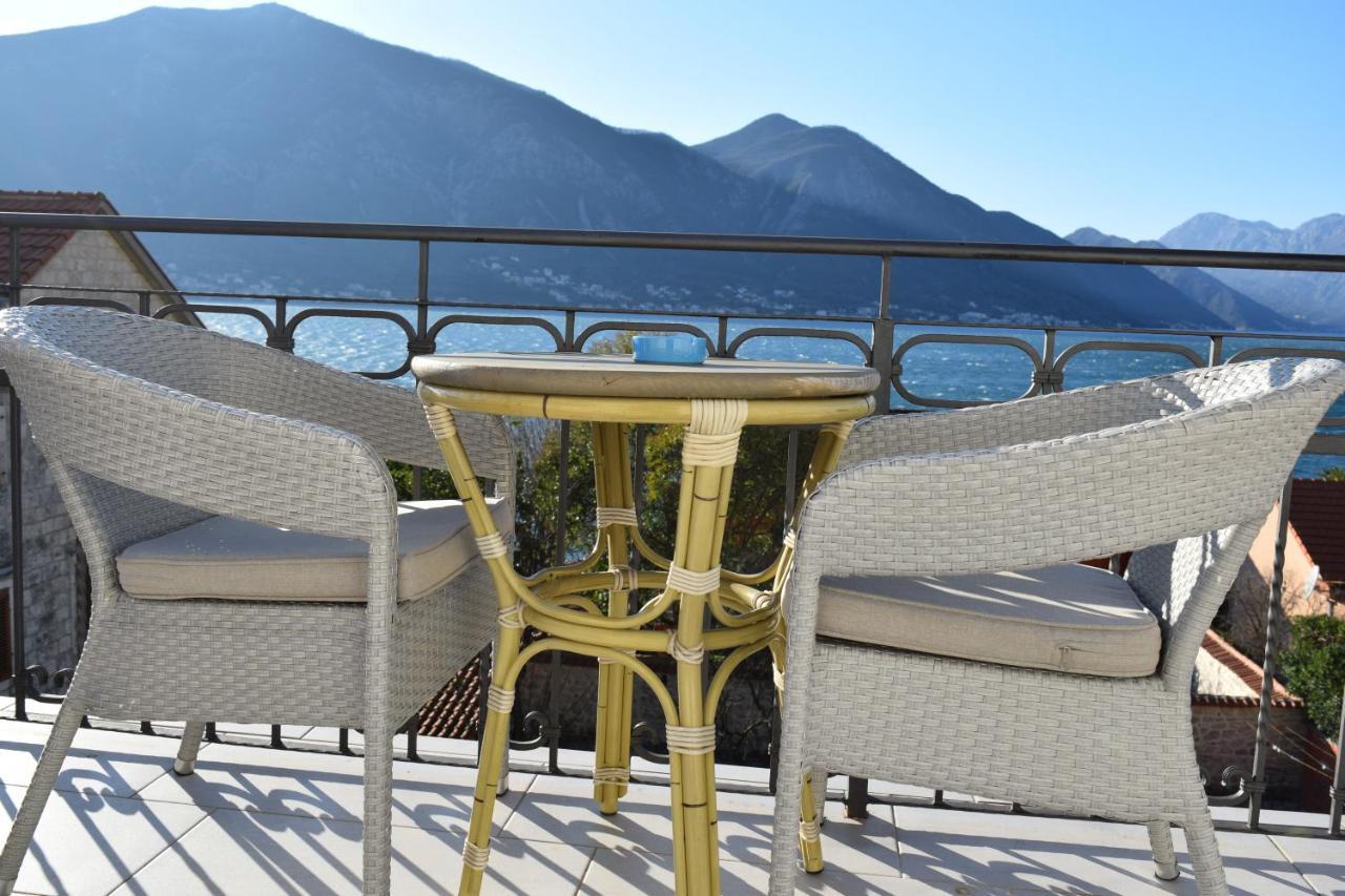 Apartmani Bobo Kotor Exterior photo