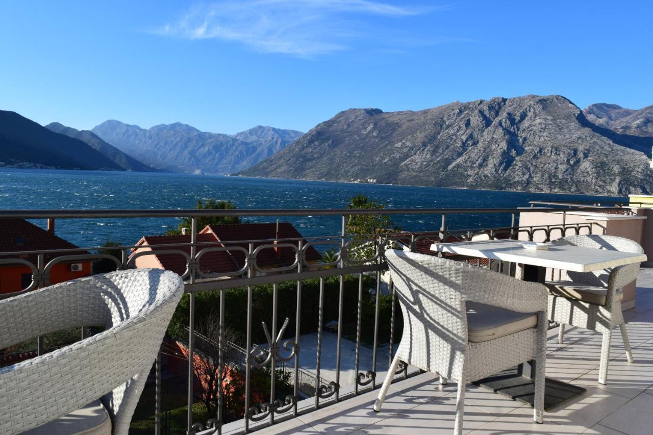 Apartmani Bobo Kotor Exterior photo