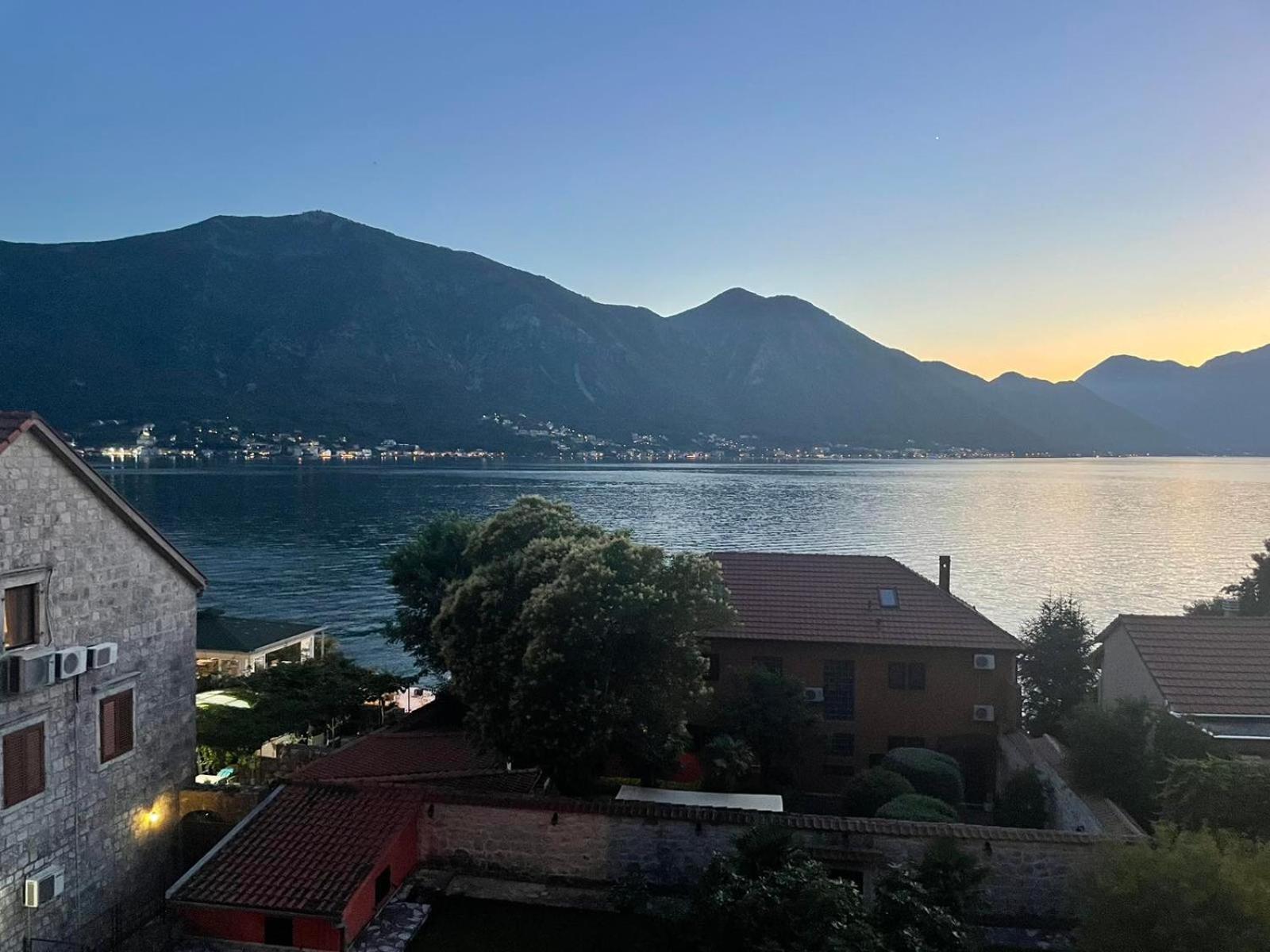 Apartmani Bobo Kotor Exterior photo